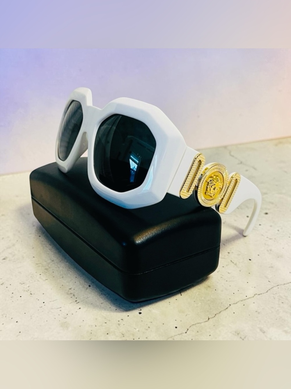 Versace Maxi Medusa Biggie Sunglasses - Picture 4 of 11